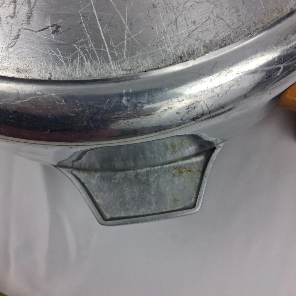 Magnalite Classic S109 Cast Aluminum 11.25 Inch Skillet Sauté Pan w/ Lid Silver